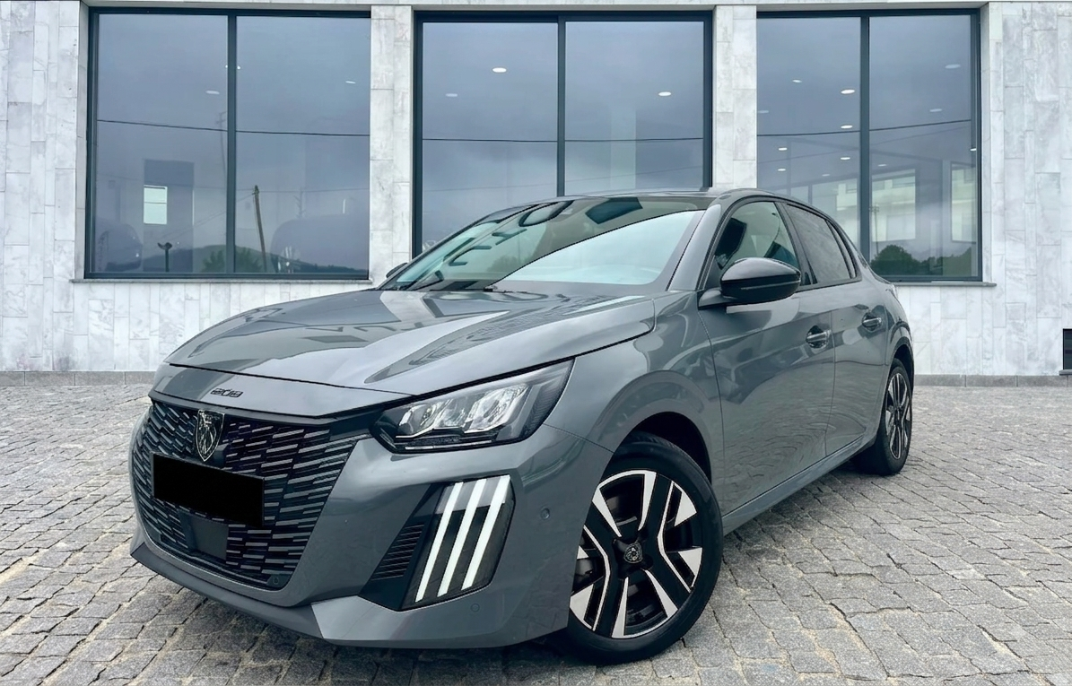 PEUGEOT 208 HYBRID